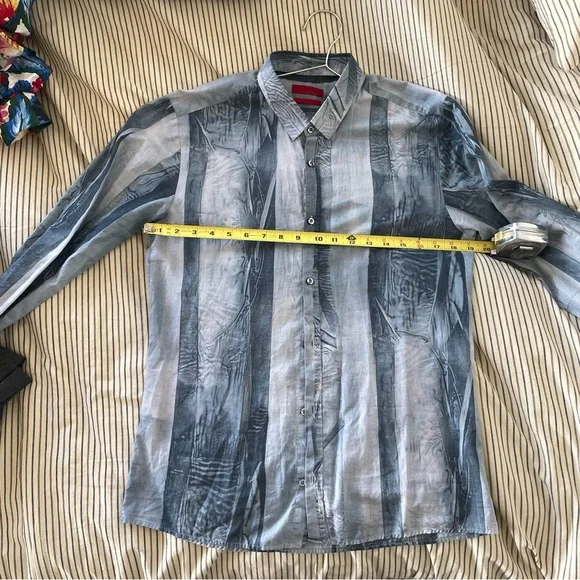 Hugo Boss Button-Up Shirt - Picture 2 of 6